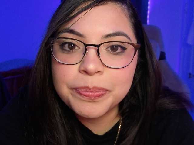 Drizzypeach's BongaCams show and profile