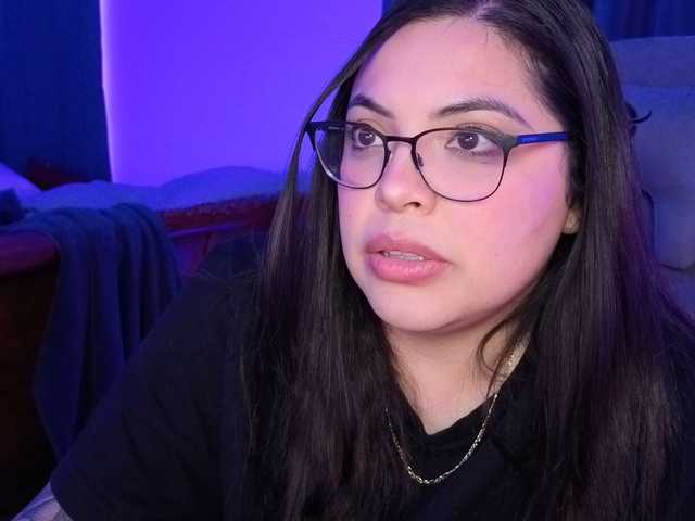 Drizzypeach's BongaCams show and profile