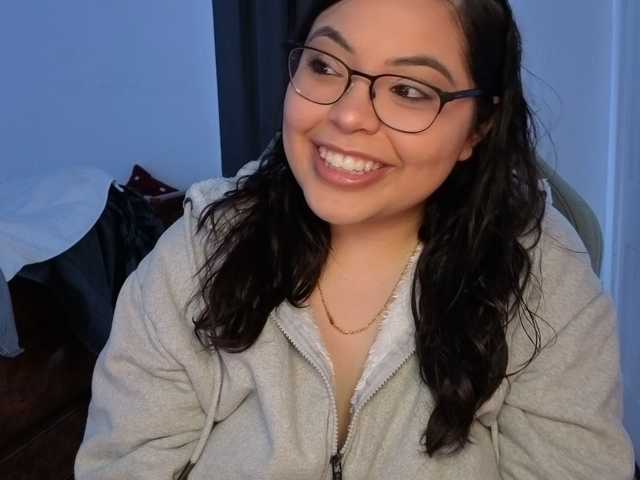 Drizzypeach's BongaCams show and profile