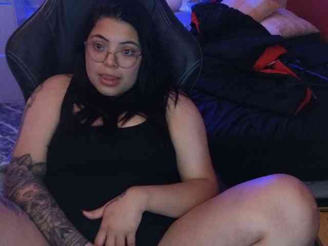 Drizzypeach webcam