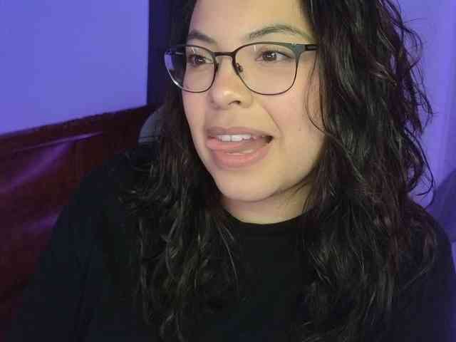 Drizzypeach webcam