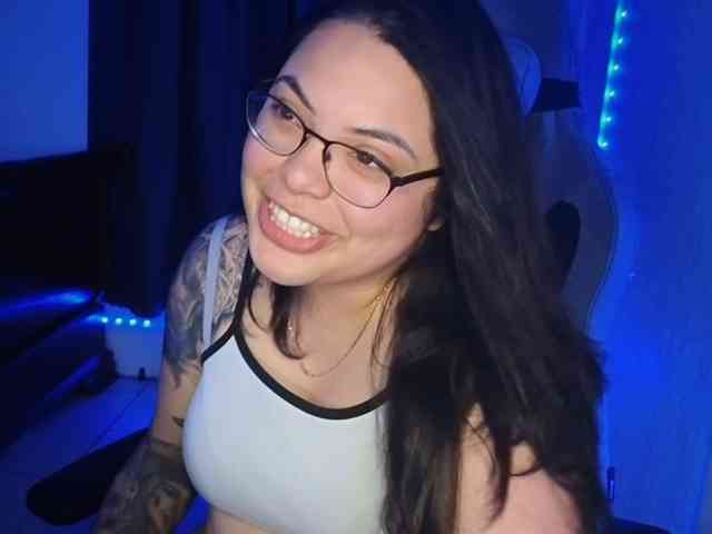 Drizzypeach webcam