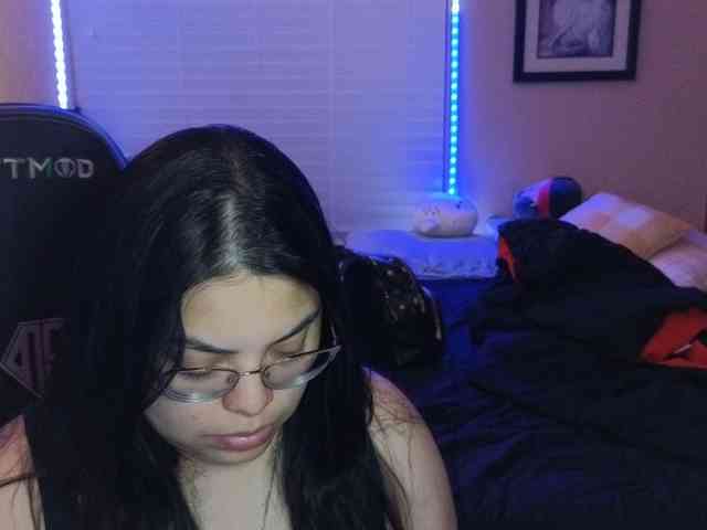 Drizzypeach webcam
