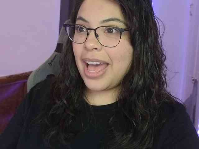 Drizzypeach webcam