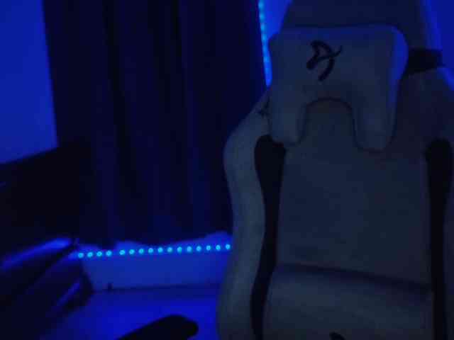 Drizzypeach webcam