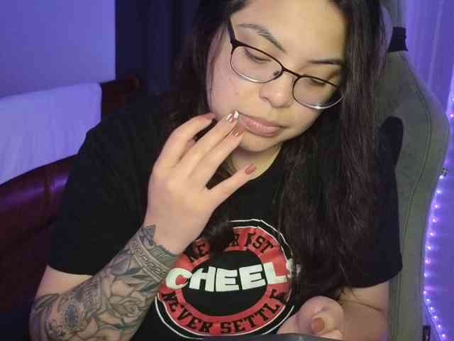 Drizzypeach webcam