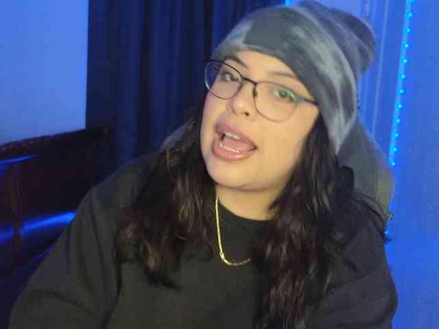 Drizzypeach webcam