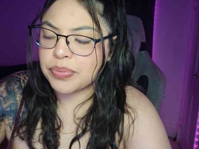 Drizzypeach webcam