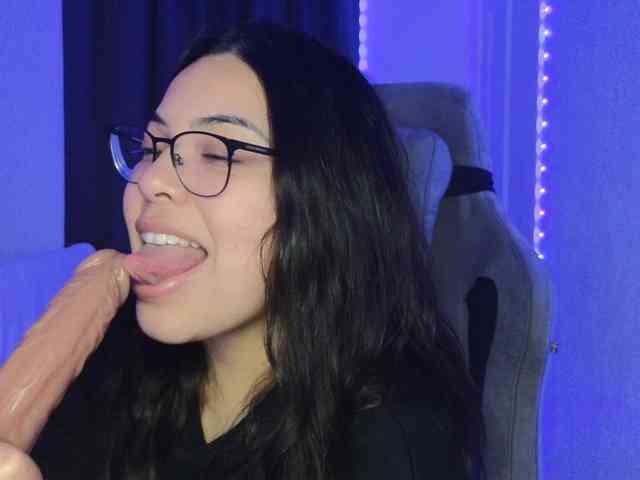 Drizzypeach webcam