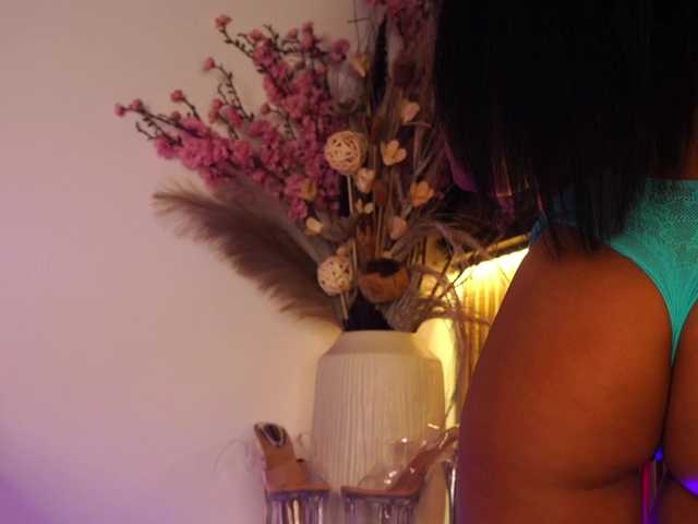 KimyBroox's BongaCams show and profile