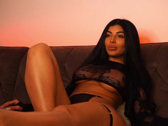 KimyBroox Live Cam on BongaCams