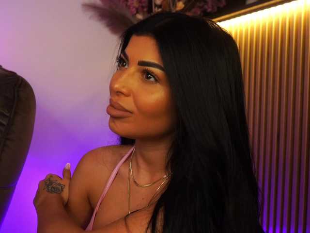 KimyBroox's BongaCams show and profile