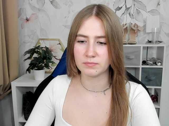 desireMegan's BongaCams show and profile