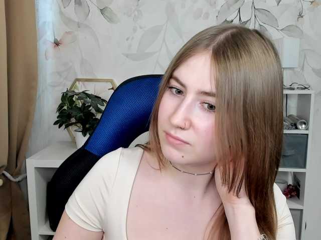 desireMegan's BongaCams show and profile