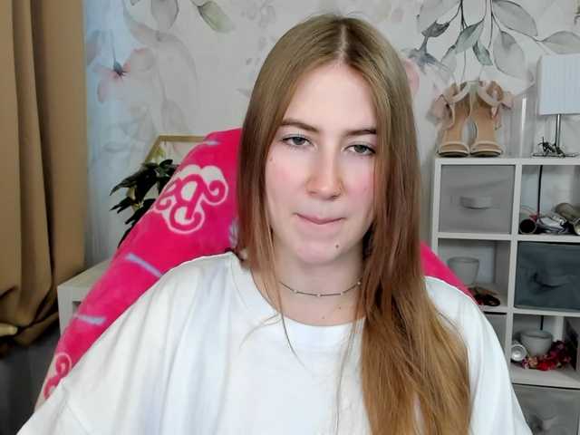 desireMegan's BongaCams show and profile