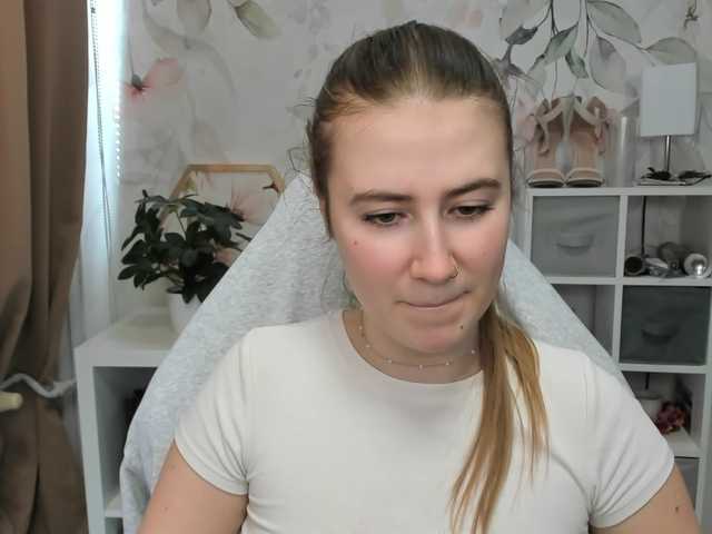 desireMegan's BongaCams show and profile