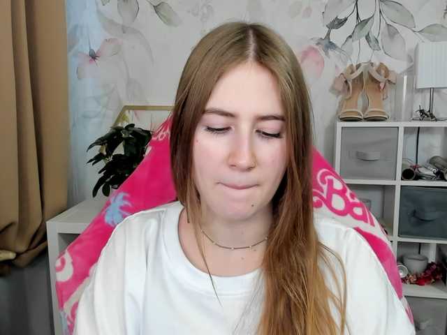 desireMegan's BongaCams show and profile