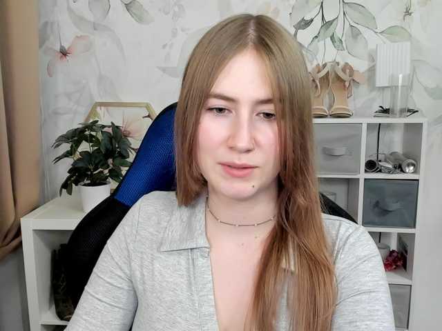 desireMegan's BongaCams show and profile