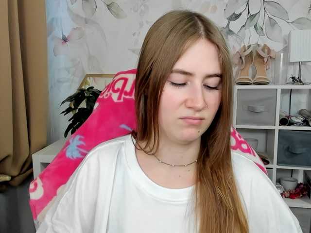 desireMegan's BongaCams show and profile