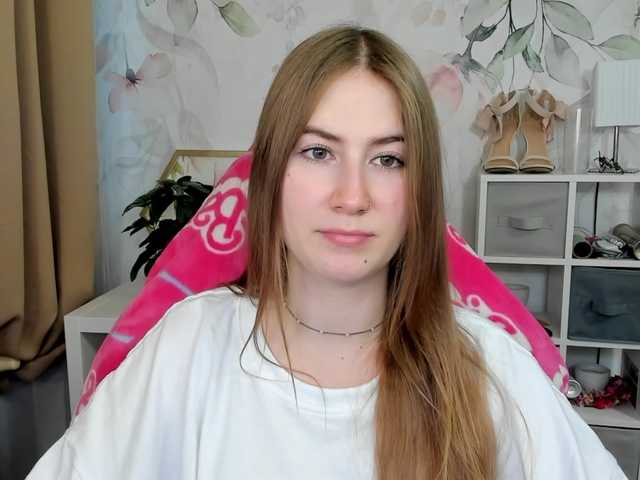 desireMegan's BongaCams show and profile