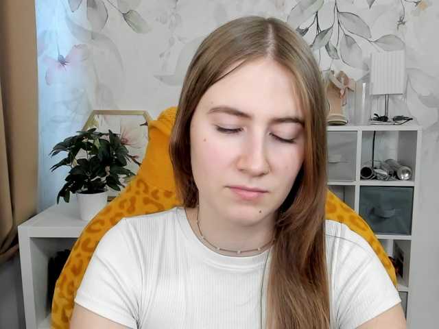 desireMegan's BongaCams show and profile