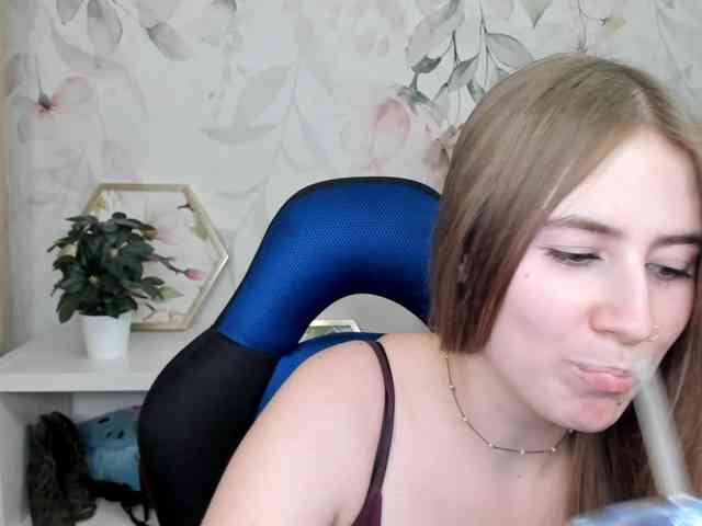 desireMegan webcam