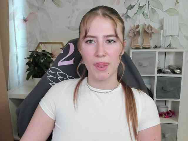 desireMegan webcam