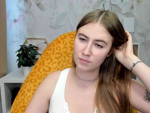 desireMegan webcam