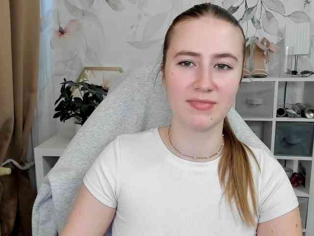 desireMegan webcam