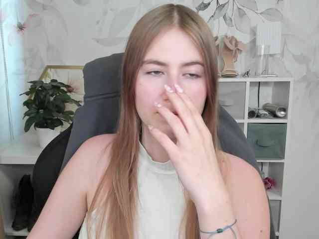 desireMegan webcam