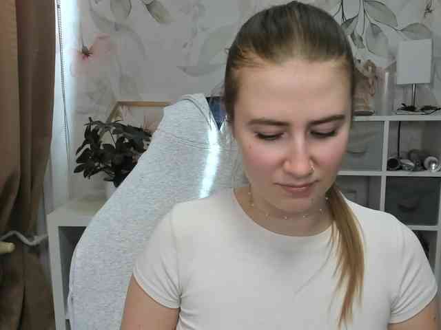 desireMegan webcam