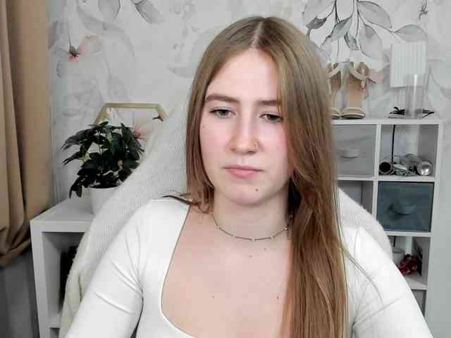 desireMegan webcam