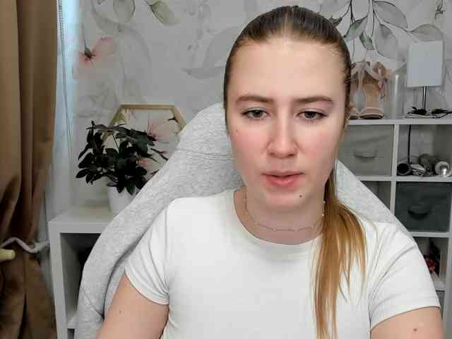desireMegan webcam