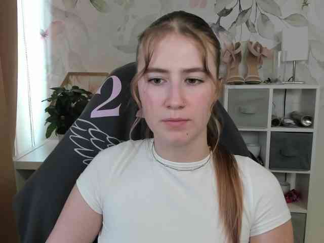 desireMegan webcam
