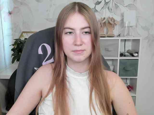 desireMegan webcam