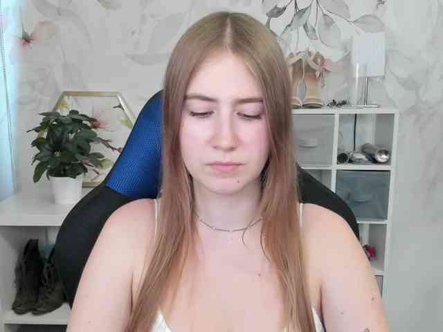 desireMegan webcam