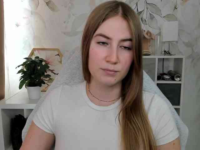 desireMegan webcam