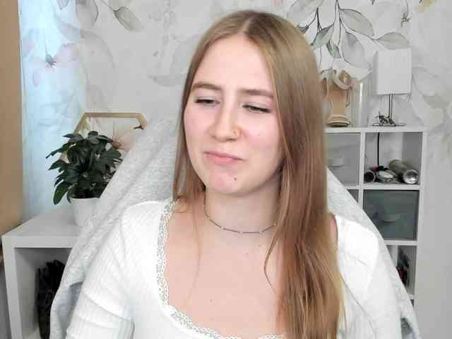 desireMegan webcam