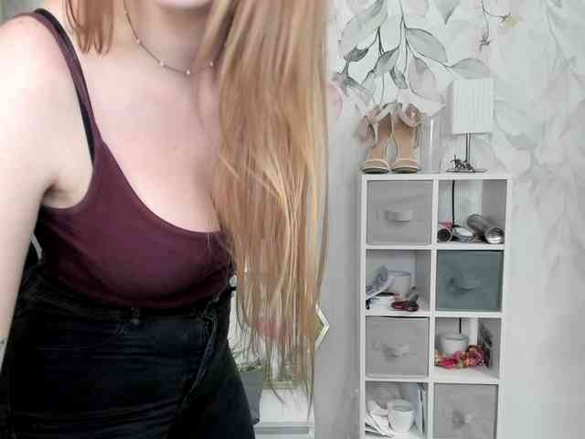 desireMegan webcam