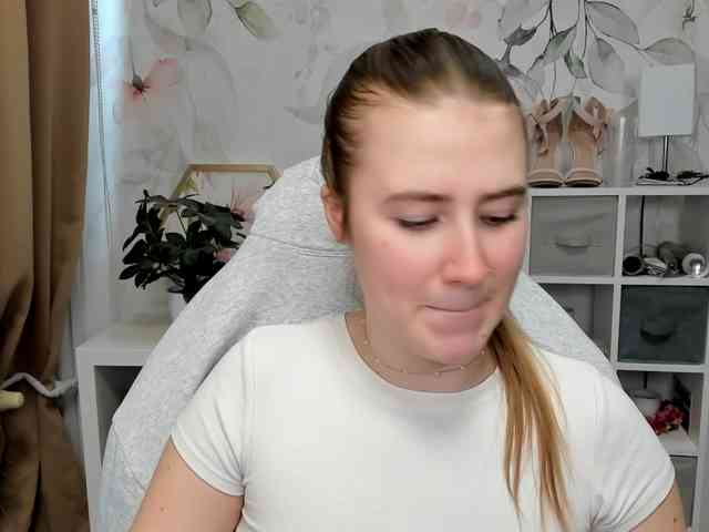 desireMegan Live Webcam on BongaCams