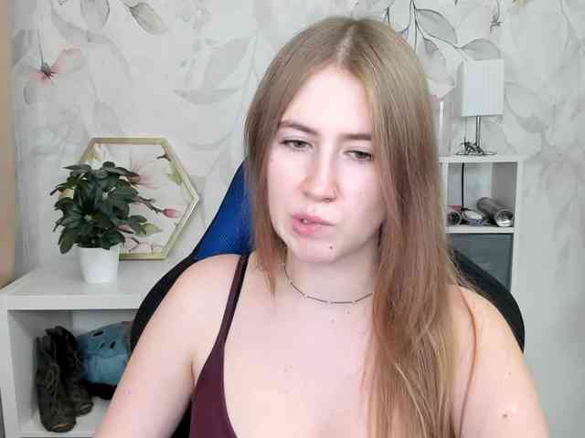 desireMegan webcam