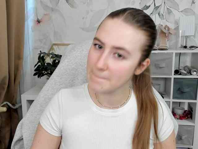 desireMegan webcam