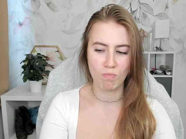 desireMegan webcam