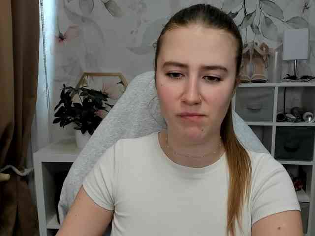 desireMegan webcam