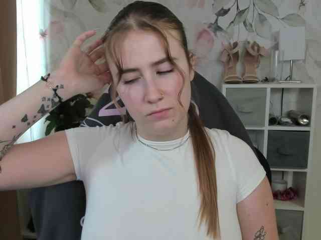 desireMegan webcam