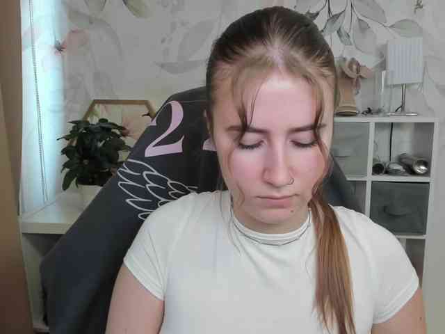 desireMegan webcam