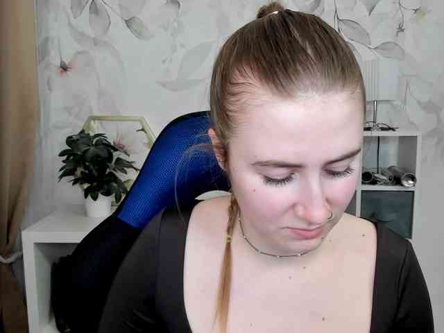 desireMegan webcam