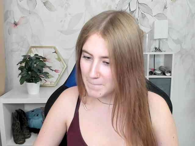 desireMegan webcam