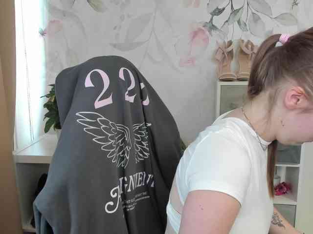 desireMegan webcam