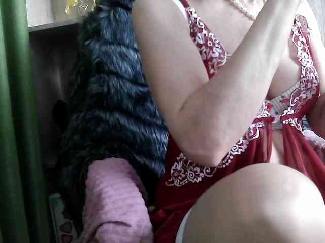 Squirrel-on-the-Bong webcam